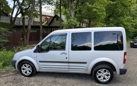 Ford Tourneo Connect I, 2003 год, 400 000 рублей, 9 фотография
