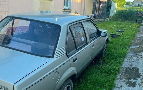 Opel Ascona C, 1987 год, 80 000 рублей, 4 фотография