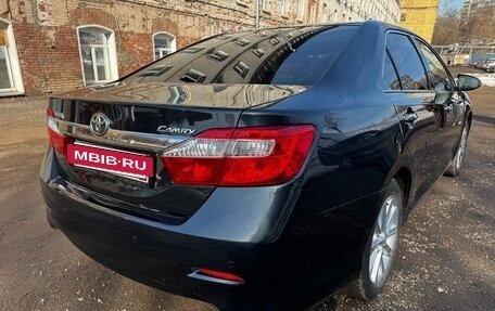 Toyota Camry, 2014 год, 1 650 000 рублей, 10 фотография
