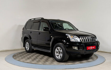 Toyota Land Cruiser Prado 120 рестайлинг, 2008 год, 2 099 500 рублей, 2 фотография