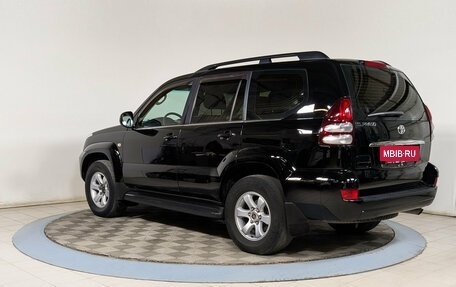 Toyota Land Cruiser Prado 120 рестайлинг, 2008 год, 2 099 500 рублей, 6 фотография