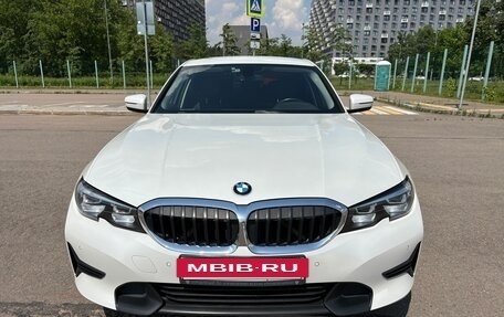 BMW 3 серия, 2021 год, 4 000 000 рублей, 9 фотография