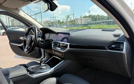 BMW 3 серия, 2021 год, 4 000 000 рублей, 12 фотография