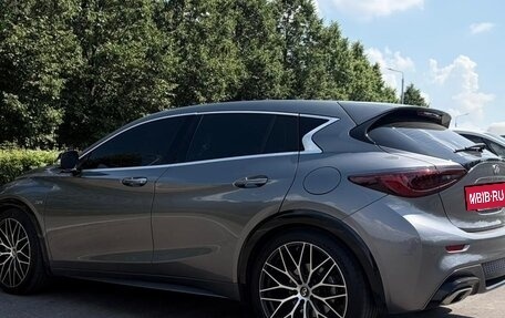 Infiniti Q30, 2018 год, 2 500 000 рублей, 3 фотография