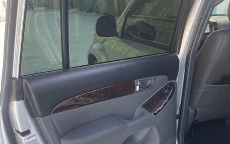 Toyota Land Cruiser Prado 120 рестайлинг, 2007 год, 4 000 000 рублей, 14 фотография
