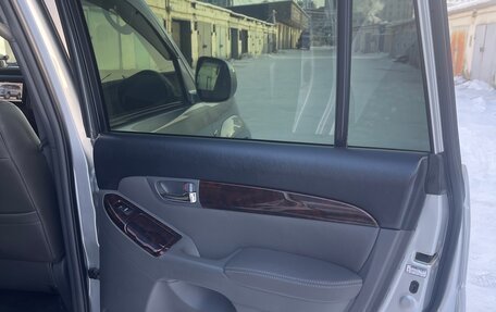 Toyota Land Cruiser Prado 120 рестайлинг, 2007 год, 4 000 000 рублей, 9 фотография