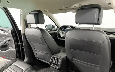Volkswagen Passat B8 рестайлинг, 2019 год, 1 890 000 рублей, 16 фотография