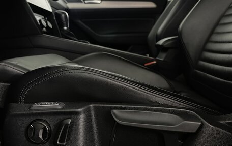 Volkswagen Passat B8 рестайлинг, 2019 год, 1 890 000 рублей, 10 фотография