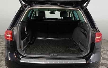 Volkswagen Passat B8 рестайлинг, 2019 год, 1 890 000 рублей, 18 фотография