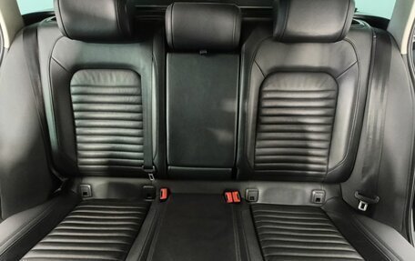 Volkswagen Passat B8 рестайлинг, 2019 год, 1 890 000 рублей, 17 фотография