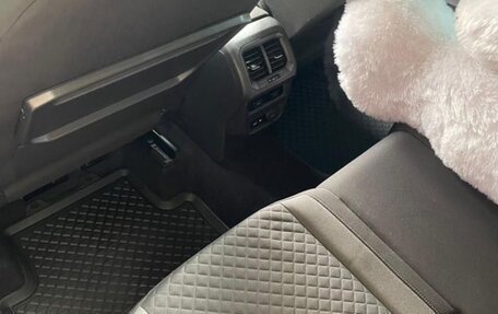 Volkswagen Tiguan II, 2019 год, 1 900 000 рублей, 11 фотография