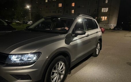Volkswagen Tiguan II, 2019 год, 1 900 000 рублей, 5 фотография