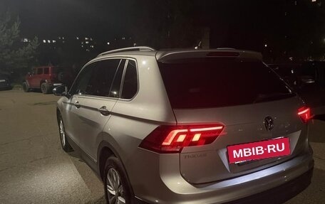 Volkswagen Tiguan II, 2019 год, 1 900 000 рублей, 4 фотография