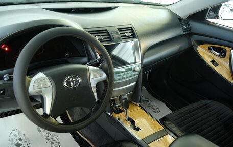 Toyota Camry, 2006 год, 1 199 000 рублей, 12 фотография