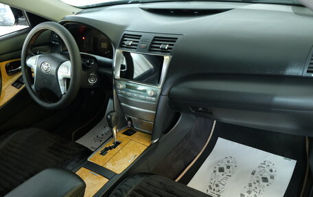 Toyota Camry, 2006 год, 1 199 000 рублей, 20 фотография