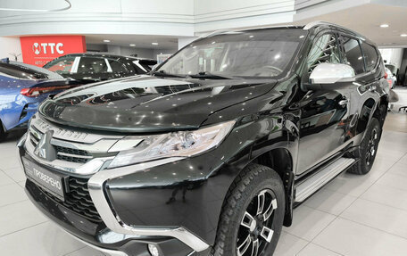 Mitsubishi Pajero Sport III рестайлинг, 2017 год, 2 350 000 рублей, 5 фотография