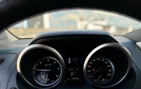 Toyota Land Cruiser Prado 150 рестайлинг 2, 2017 год, 4 219 000 рублей, 14 фотография