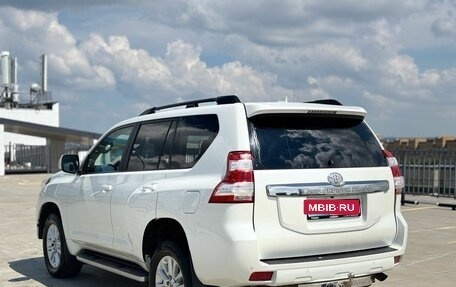 Toyota Land Cruiser Prado 150 рестайлинг 2, 2017 год, 4 219 000 рублей, 3 фотография