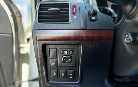 Toyota Land Cruiser Prado 150 рестайлинг 2, 2017 год, 4 219 000 рублей, 11 фотография