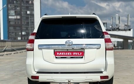 Toyota Land Cruiser Prado 150 рестайлинг 2, 2017 год, 4 219 000 рублей, 4 фотография