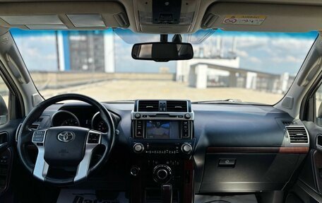 Toyota Land Cruiser Prado 150 рестайлинг 2, 2017 год, 4 219 000 рублей, 19 фотография
