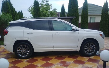 GMC Terrain, 2022 год, 1 650 000 рублей, 7 фотография