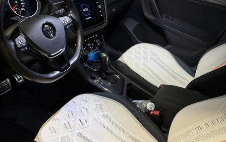 Volkswagen Tiguan II, 2020 год, 2 700 000 рублей, 4 фотография
