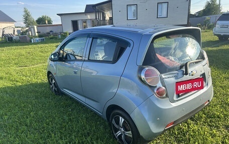 Chevrolet Spark III, 2011 год, 530 000 рублей, 2 фотография