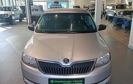 Skoda Rapid I, 2015 год, 999 000 рублей, 2 фотография