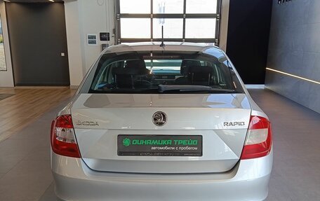 Skoda Rapid I, 2015 год, 999 000 рублей, 5 фотография