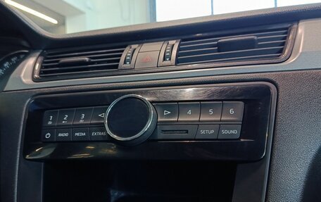 Skoda Rapid I, 2015 год, 999 000 рублей, 11 фотография