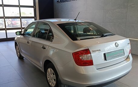 Skoda Rapid I, 2015 год, 999 000 рублей, 6 фотография