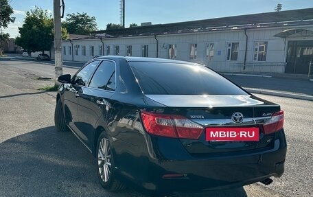 Toyota Camry, 2013 год, 1 720 000 рублей, 3 фотография
