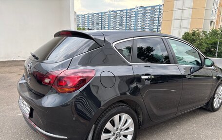 Opel Astra J, 2013 год, 900 000 рублей, 4 фотография