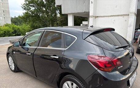 Opel Astra J, 2013 год, 900 000 рублей, 6 фотография