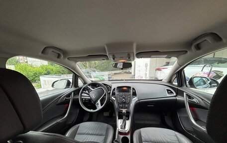 Opel Astra J, 2013 год, 900 000 рублей, 13 фотография