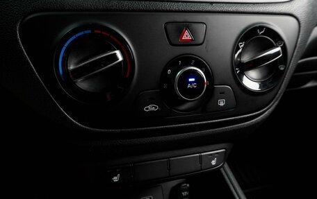 Hyundai Solaris II рестайлинг, 2019 год, 1 439 000 рублей, 12 фотография