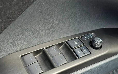 Toyota Camry, 2021 год, 2 600 000 рублей, 8 фотография