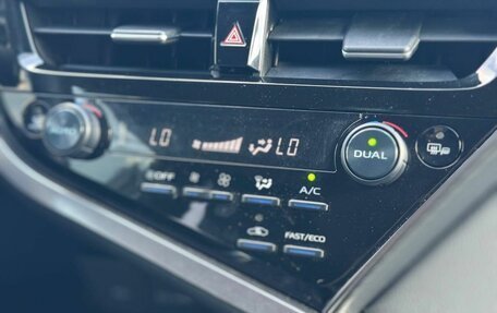 Toyota Camry, 2021 год, 2 600 000 рублей, 13 фотография