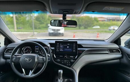 Toyota Camry, 2021 год, 2 600 000 рублей, 21 фотография
