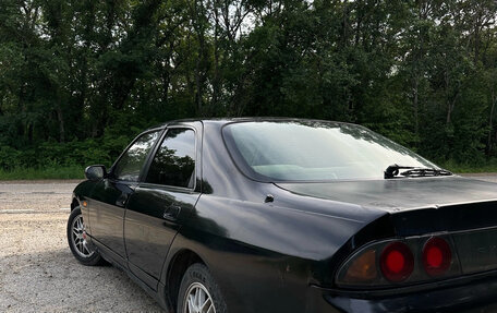Nissan Skyline, 1997 год, 400 000 рублей, 5 фотография
