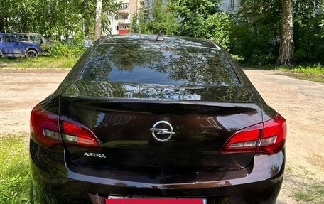 Opel Astra J, 2013 год, 520 000 рублей, 6 фотография