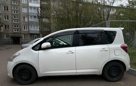 Toyota Ractis II, 2010 год, 600 000 рублей, 3 фотография