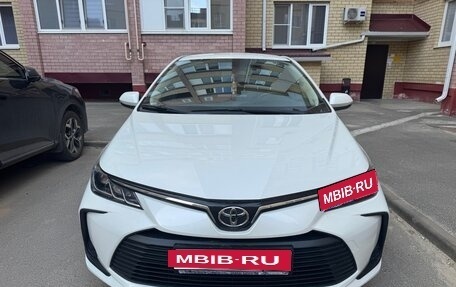 Toyota Corolla, 2019 год, 2 200 000 рублей, 2 фотография