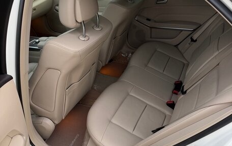 Mercedes-Benz E-Класс, 2014 год, 2 750 000 рублей, 10 фотография