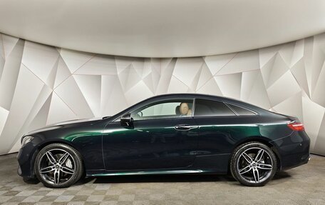 Mercedes-Benz E-Класс, 2018 год, 4 550 000 рублей, 5 фотография