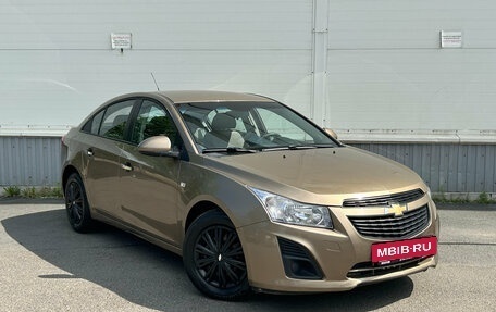 Chevrolet Cruze II, 2012 год, 880 000 рублей, 3 фотография