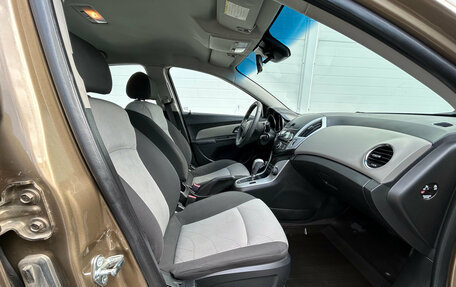 Chevrolet Cruze II, 2012 год, 880 000 рублей, 10 фотография
