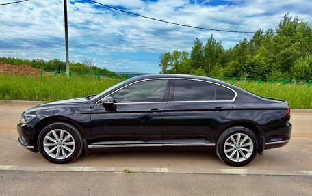 Volkswagen Passat B8 рестайлинг, 2017 год, 1 790 000 рублей, 4 фотография