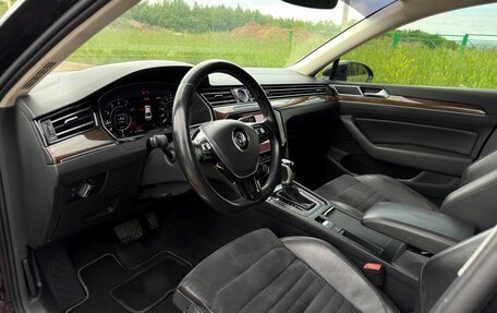 Volkswagen Passat B8 рестайлинг, 2017 год, 1 790 000 рублей, 8 фотография